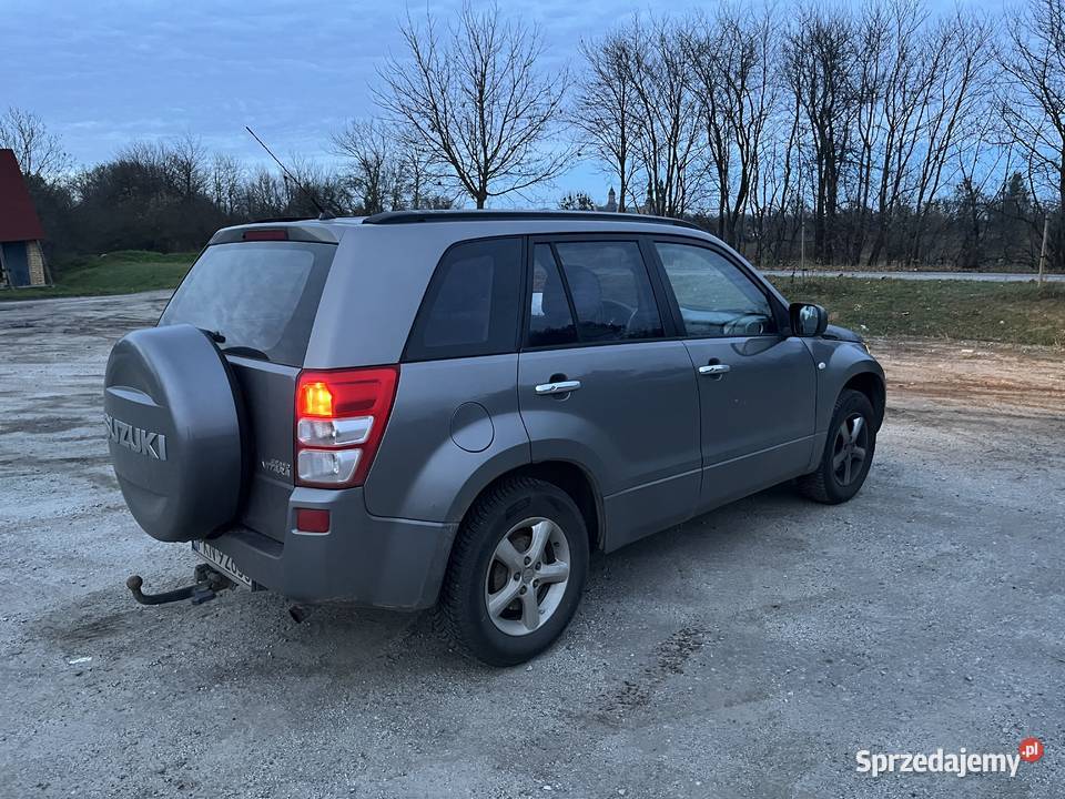 Suzuki Grand Vitara 20 LPG manualna Konin