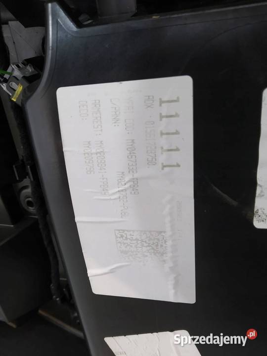 TAPICERKA BOCZEK PRAWY PRZÓD MASKOWNICA HARMAN