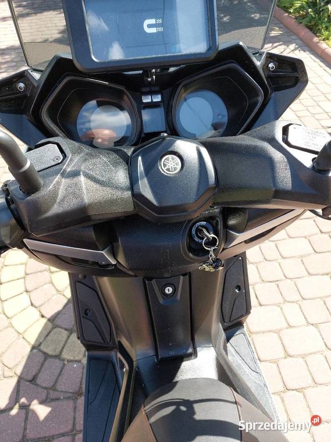 Yamaha Xmax 125