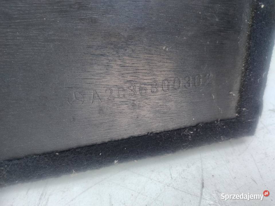 WYKŁADZINA BAGAŻNIKA MERCEDES W203 A2036800302