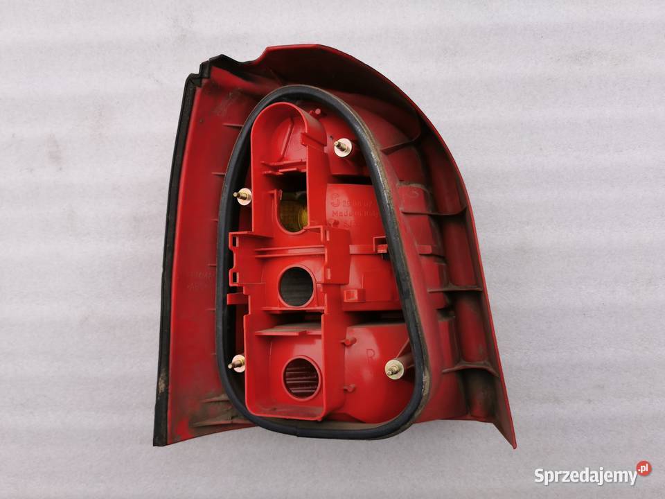 Lampa Prawy Tył Tylna Prawa Audi A4 B5 Avant mazowieckie Wyszków