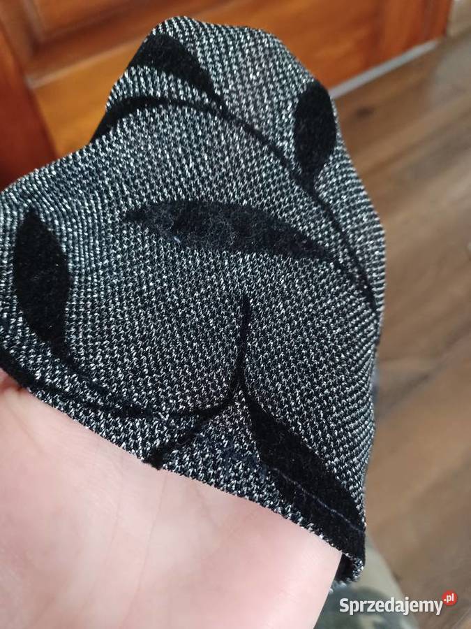 Sukienka błyszcząca szara srebrna rozmiar SM bez Kwiatki Rzeszów