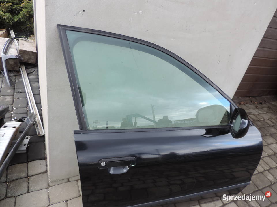 AUDI A4 B5 SEDAN DRZWI PRAWE PRZEDNIE Rok produkcji 1999 małopolskie Nowy Sącz