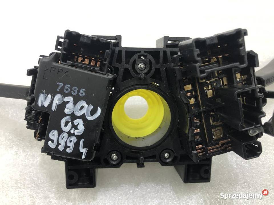 PRZEŁACZNIK ZESPOLONY NISSAN NP300 Panele sterowania, przełączniki wielkopolskie