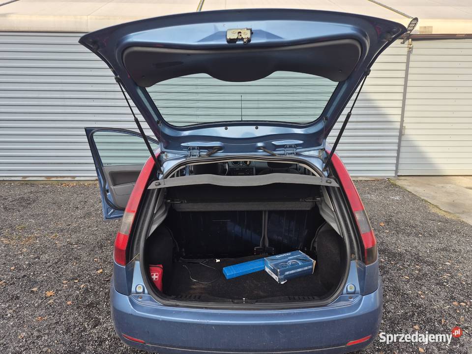 Ford Fiesta 14 benz 2002r Klimatyzacja Zarejestrowany w Polsce Mogilno sprzedam