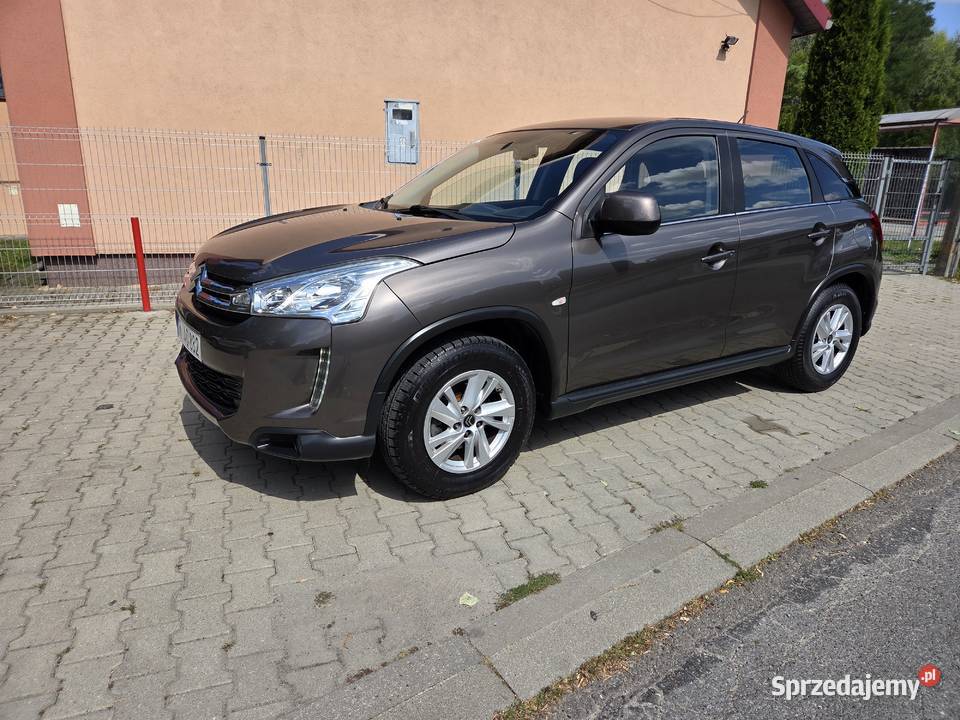 SPROWADZONYSERWISOWANYASGNAVIGACJAKLIMATRONIKNOWE diesel Zamość