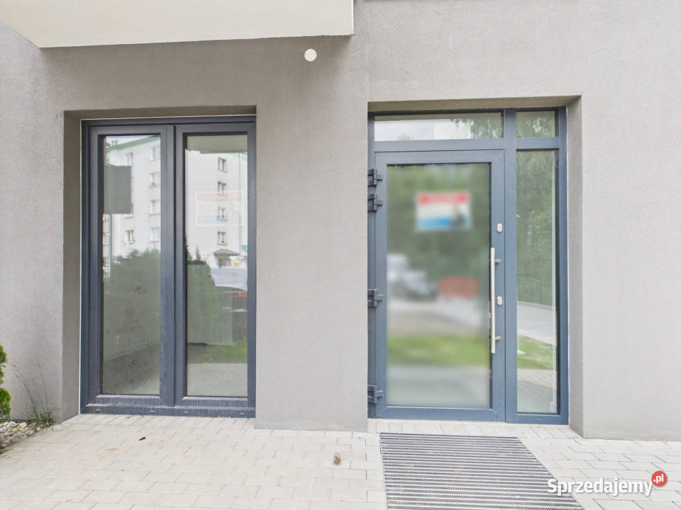 Lokal usługowy 25 m Nowy Targ Osiedle Bór klimatyzacja Wynajem sprzedam