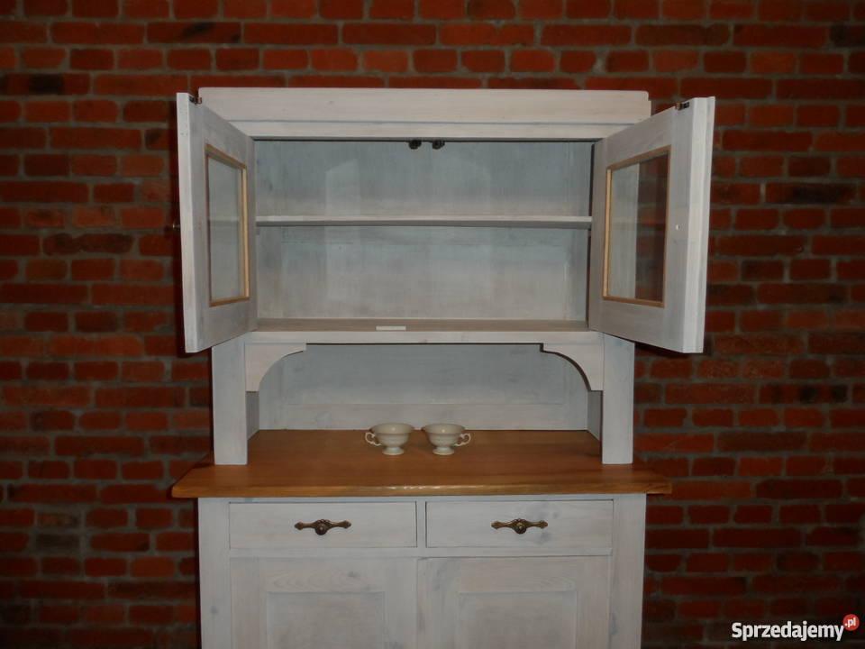 Przedwojenny kredens całkowitej renowacji Toruń