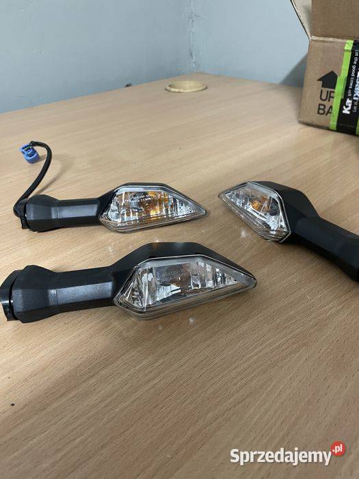 Nowe oryginalne Kierunkowskazy KAWASAKI Z800 Poznań