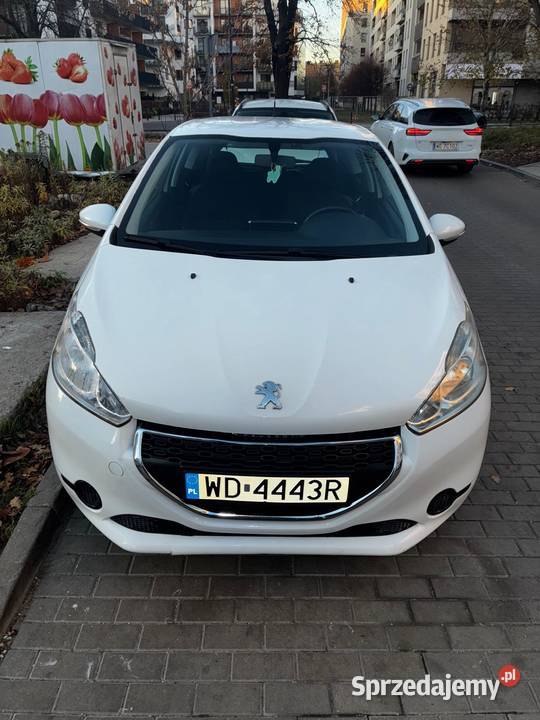 Peugeot 208 14 HDI z 2013r 2/3 Warszawa