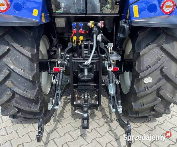 Ciągnik rolniczy FARMTRAC 6100DT V King ręki sprzedam