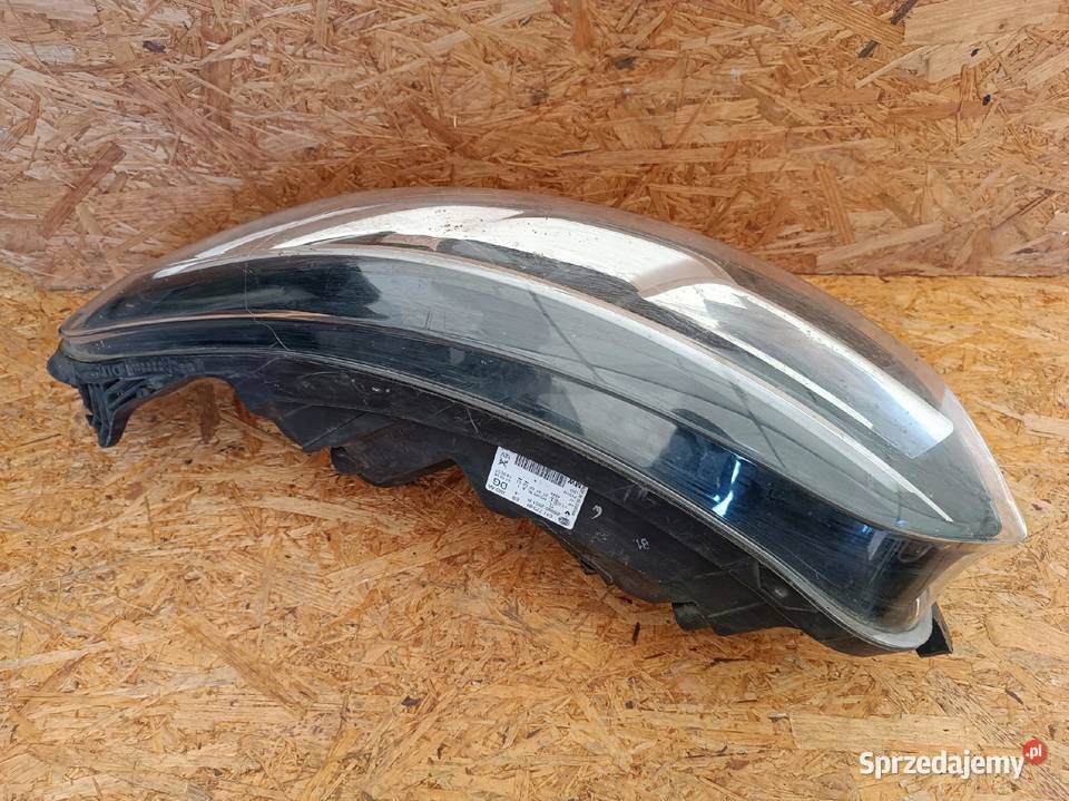 LAMPA LEWY PRZÓD REFLEKTOR EU 260602051R RENAULT