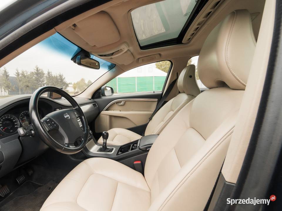 Volvo V70 2008 full reflektory ksenonowe