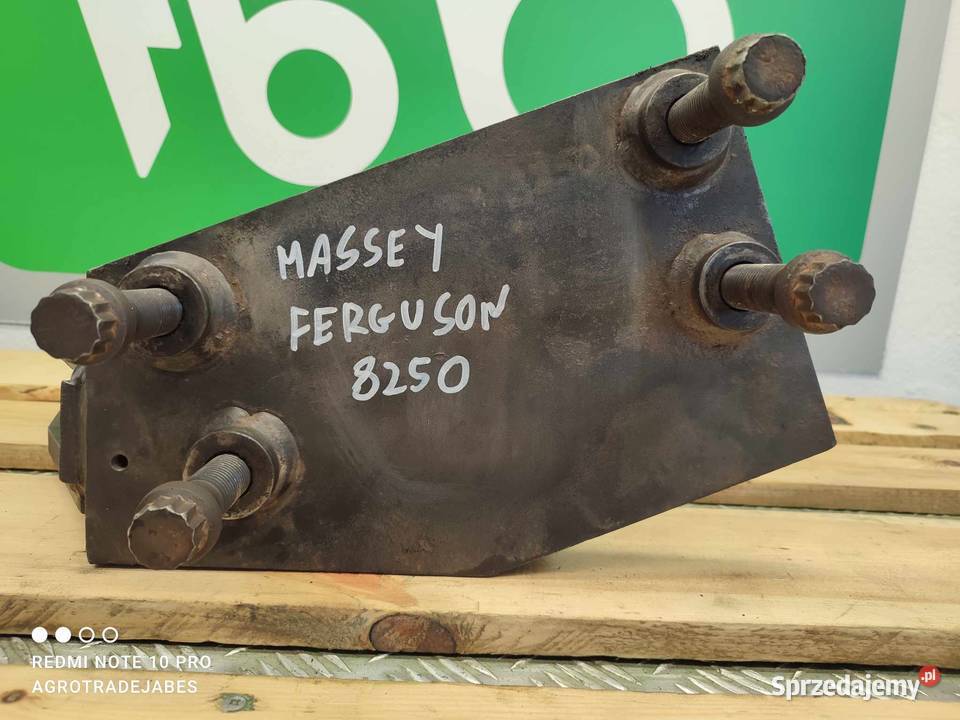 Ucho odciągu ramienia Massey Ferguson 8250 Wilkowo