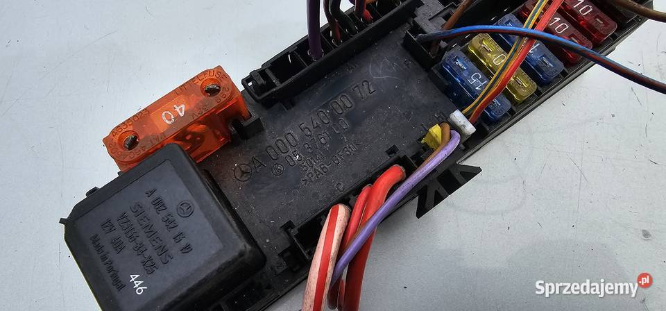 Skrzynka bezpieczników mercedes w202 0005400072 Zbąszyń