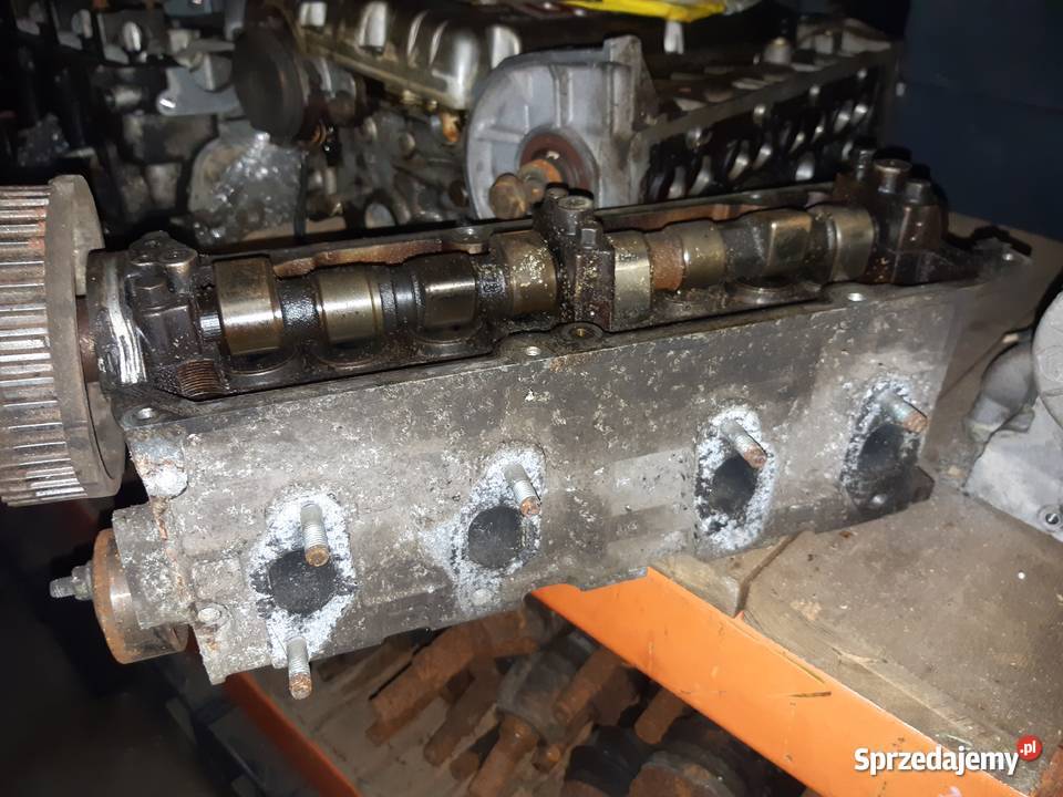 Fiat Doblo Panda Grande Punto 14 8V głowica z