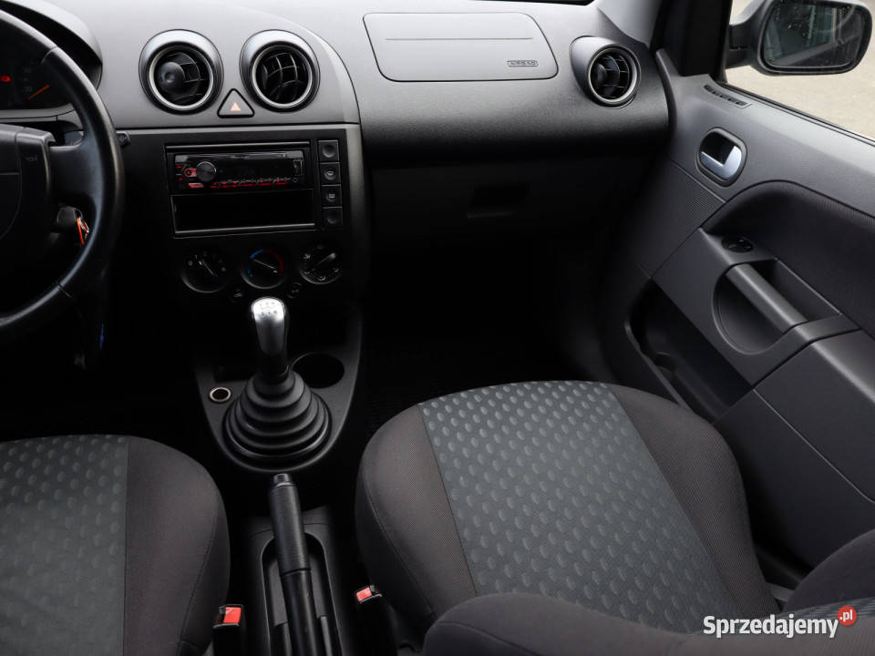 Ford Fiesta 16 16V światła przeciwmgielne Fiesta Bielany Wrocławskie