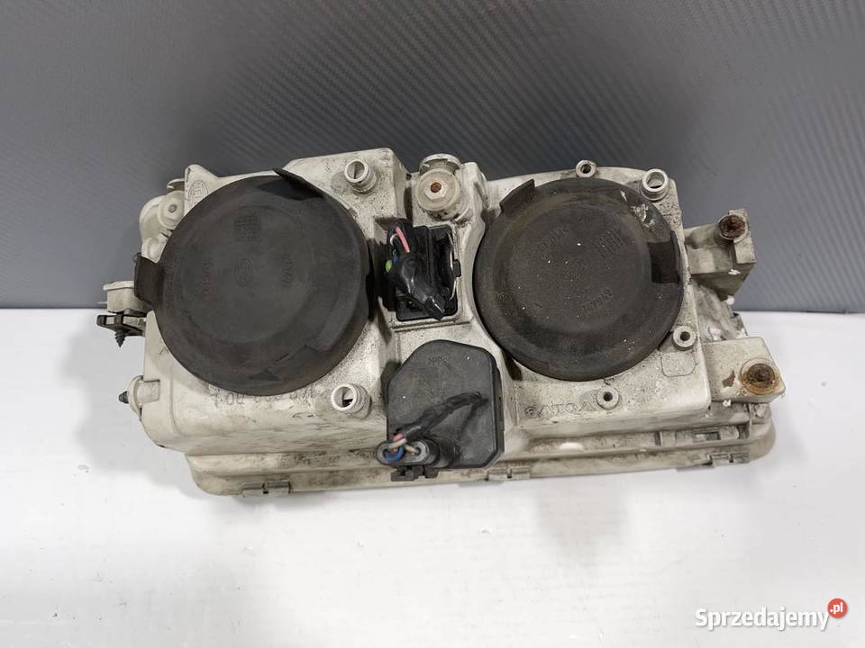 VOLVO V40 LIFT LEWA LAMPA PRZÓD sprzedam