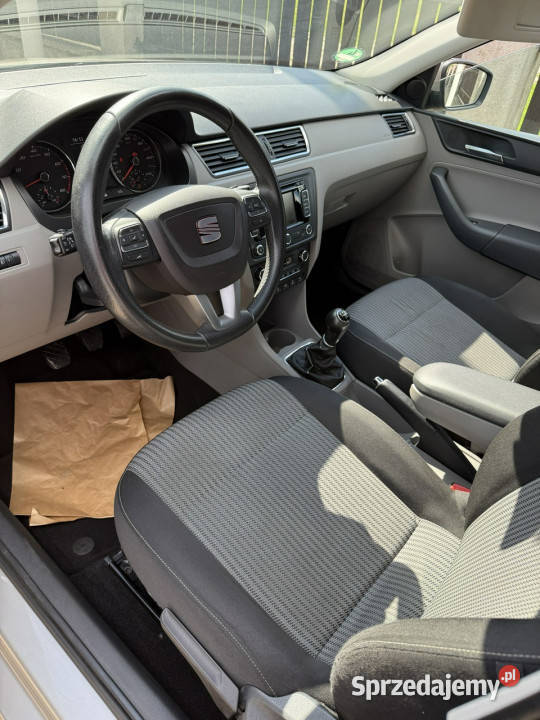 Seat Toledo 12 bezyna 105 ładny zarejestrowany z klimatyzacja Bolesławiec
