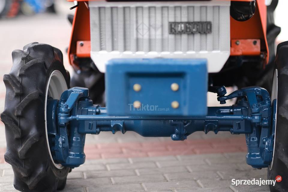 Kubota XB1D 4 x 4 12 Tajęcina sprzedam