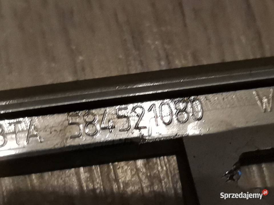 FORD FIESTA Mk7 LIFT 1317 KOMPLET CHROMÓW GRILLA osobowe Części wielkopolskie Międzychód