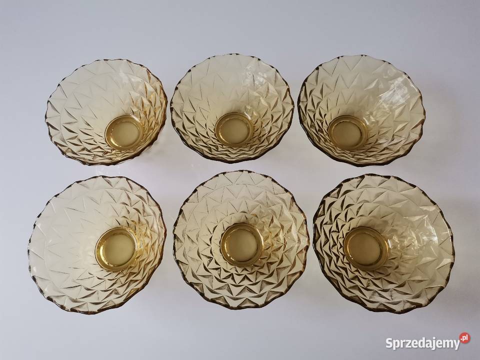 Stare nieużywane miseczki kompotierki 6 Trójkąty