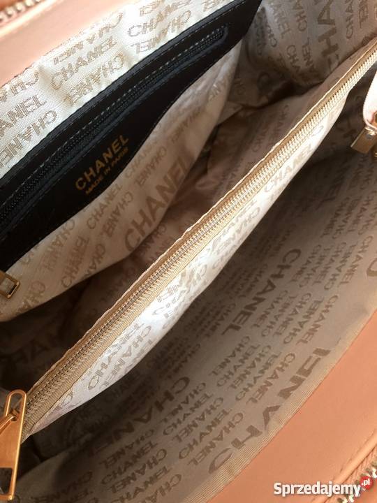 CHANEL TOREBKA CC ŁAŃCUSZKI PIKOWANA CHANELKA
