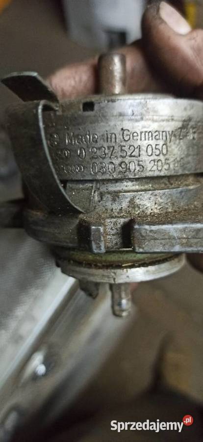 Aparat zapłonowy golf 3 osobowe Biała