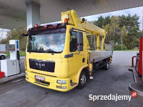 Zwyżka Podnośnik koszowy 30m Wynajem Tomaszów Lubelski