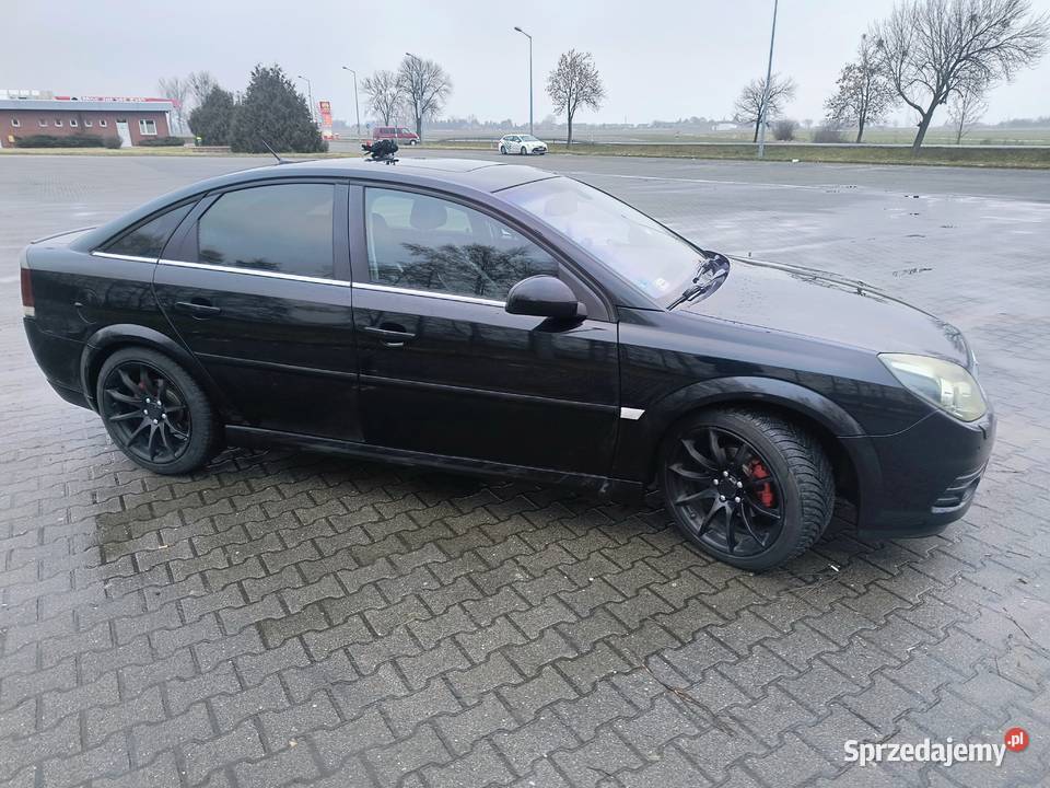Opel Vectra C GTS 19 CDTI czarna bestia z Rydzyna