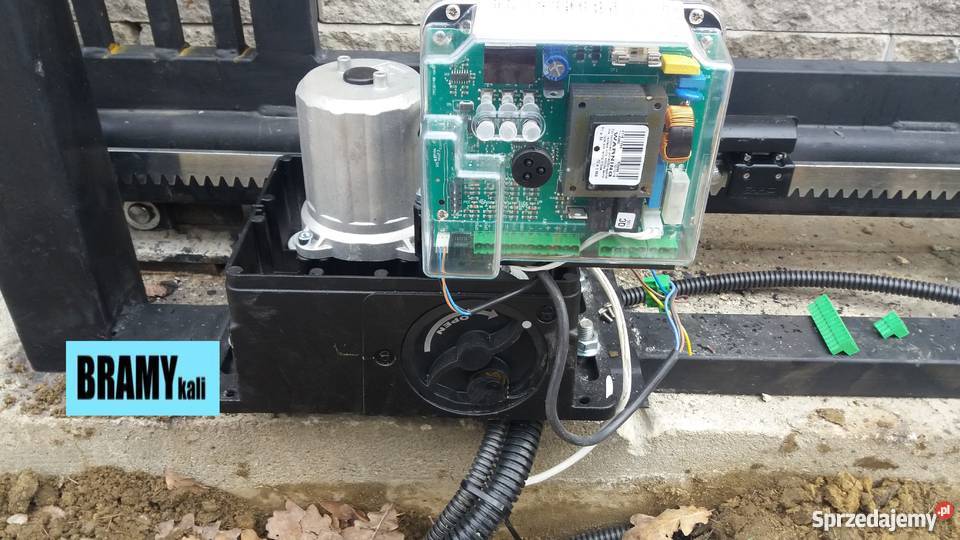 Napęd do bramy przesuwnej Faac 740 Siemiątkowo