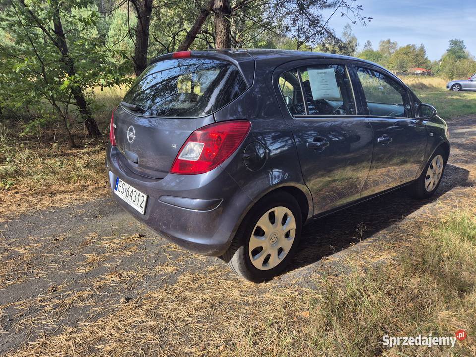 Opel Corsa 12 benzyna Fajny stan Nowy olej I Skierniewice