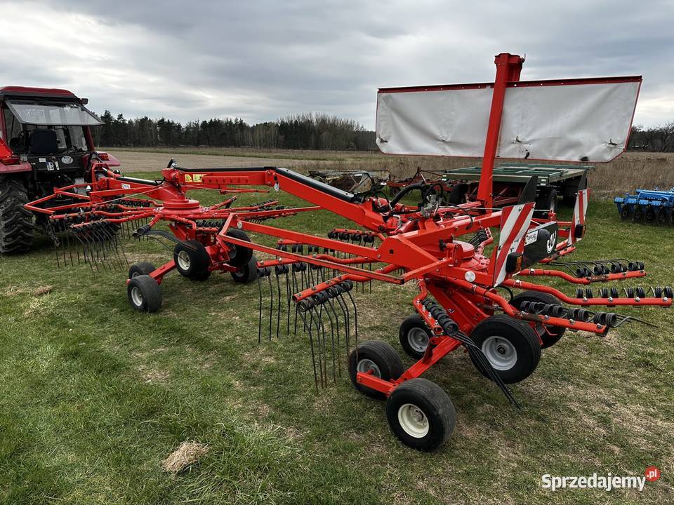 Zgrabiarka Kuhn GA 6632 Łopacianka