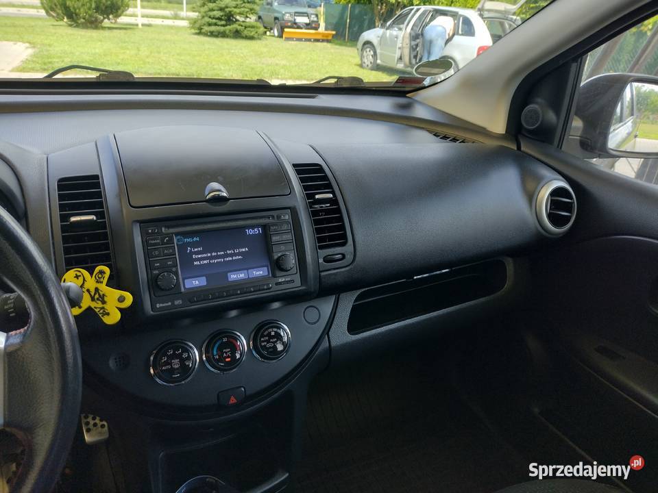 Nissan Note 16 benzyna 2009 r manualna Świdnik