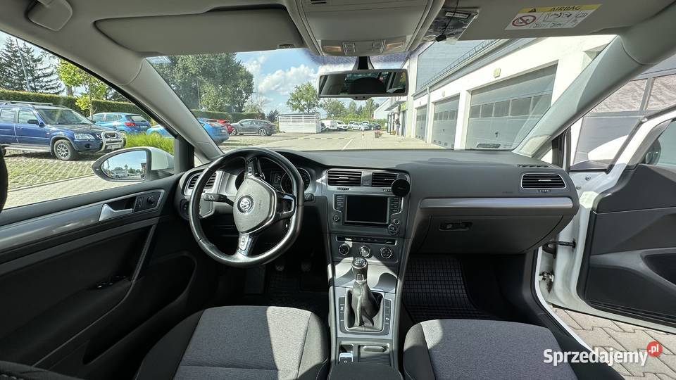 Volkswagen Golf 7 VII kombi 131 1598cm3 Wrocław sprzedam