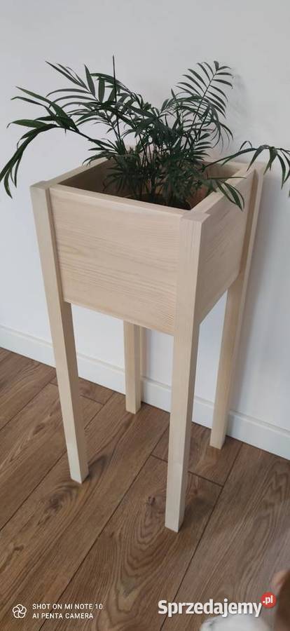 Kwietnik drewniany stojak na kwiaty Zduńska Wola