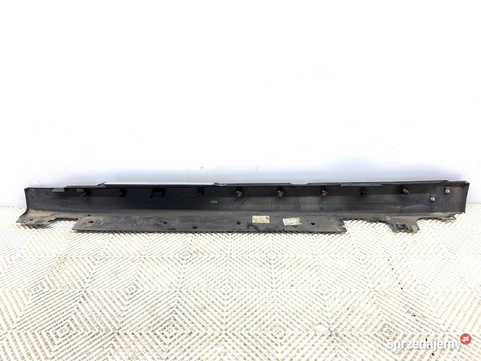 LISTWA PROGOWA PRAWY MINI CLUBMAN F54 Kombi osobowe Listwy