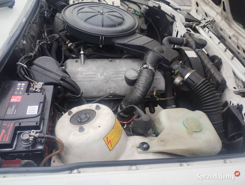 BMW E30 Elegancja styl i klimat lat 80