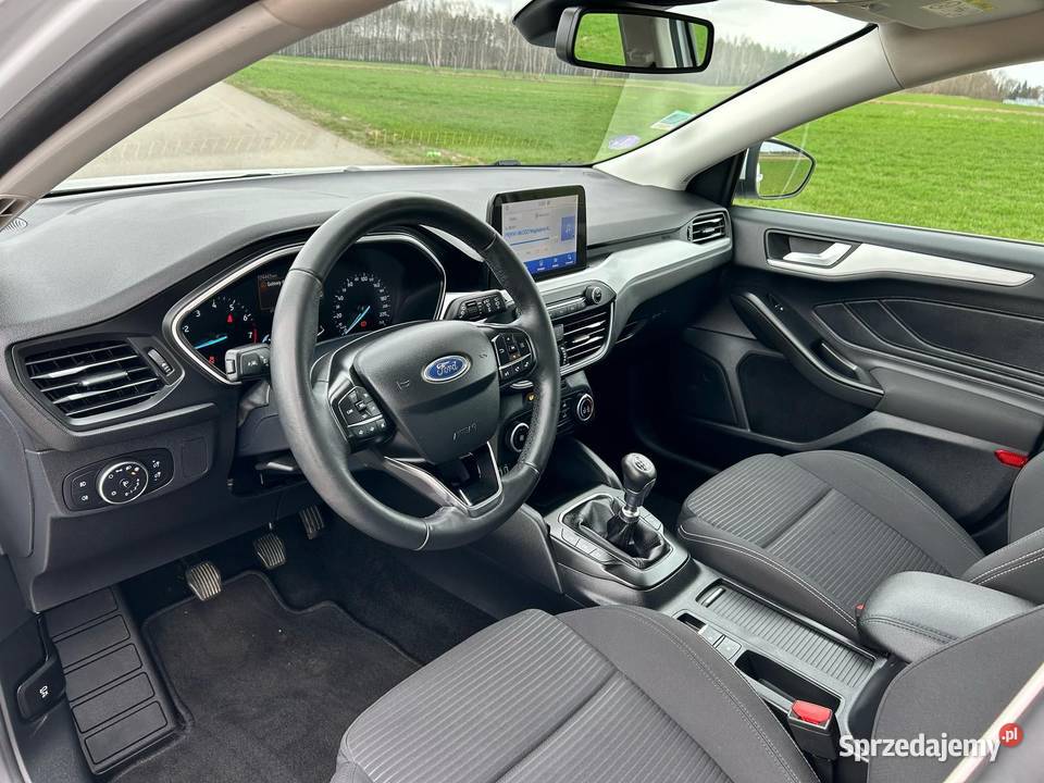 Ford Focus 2021 r Grzana szyba i kierownica komputer pokładowy Focus Kawęczyn