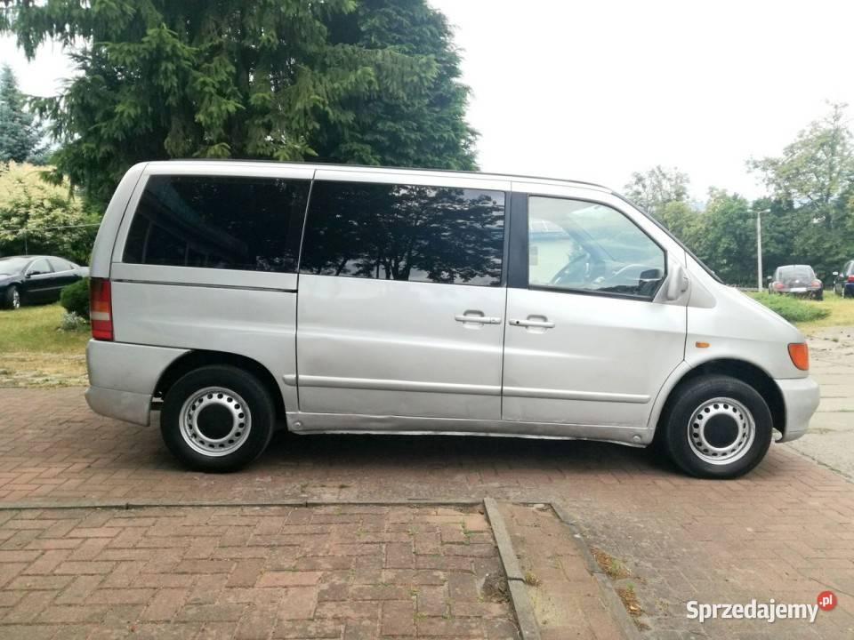 Mercedes Vito 22 118 CDI Bez korozji 9 Osobowy Chodzież