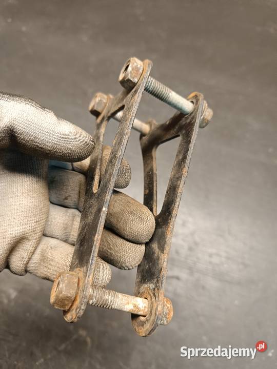 Uchwyt mocowanie silnika głowicy do ramy części Gołaczewy