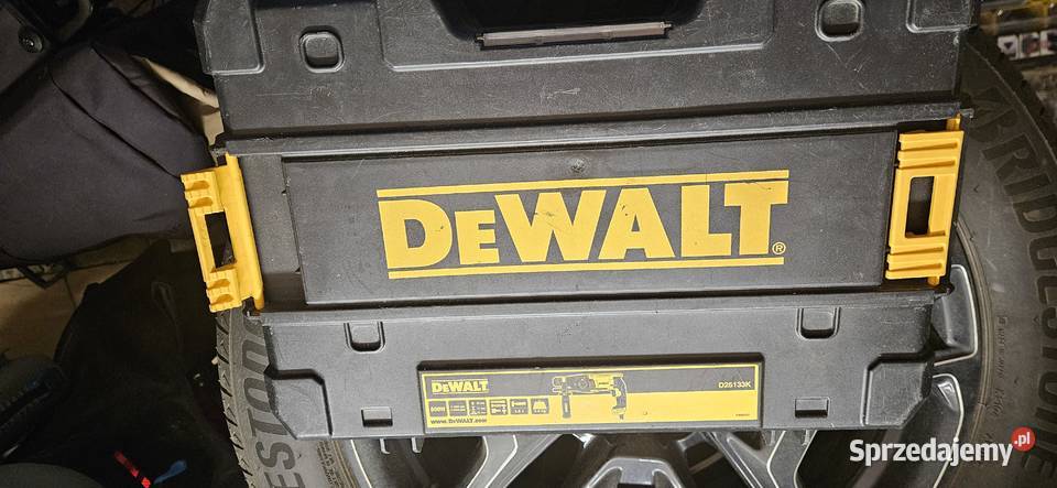 Młotowiertarka Dewalt D25133K