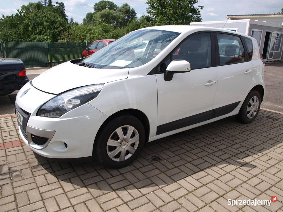 Renault Scenic 15 DCi biały met 42 000 bluetooth