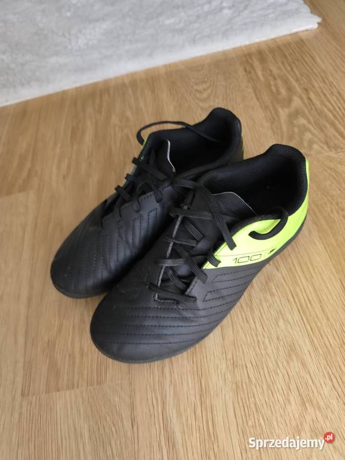 Buty piłkarskie korki Kipsta 100 czarnoneonowe łódzkie
