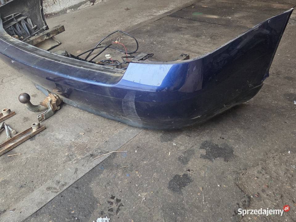 Hak i zderzak tył lift Audi A4 B5 Rybno