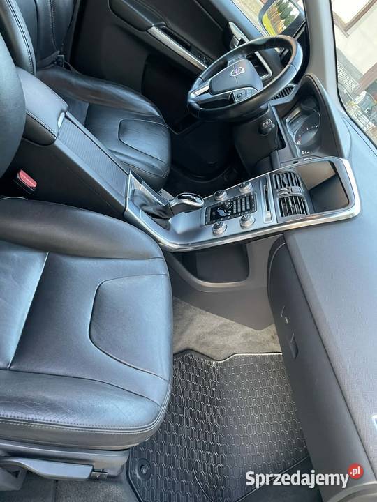 Volvo XC60 Wiśniowa sprzedam
