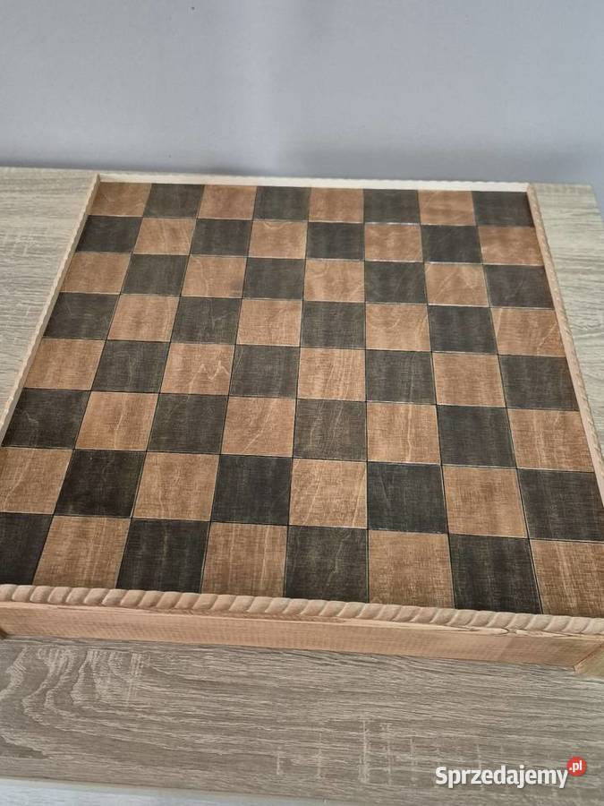 Ręcznie robione szachy z drewna Antyki, Sztuka, Kolekcje