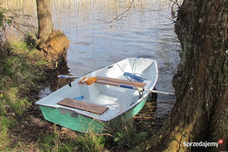 Łódka łódź wędkarska płaskodenna wiosłowa Gościno