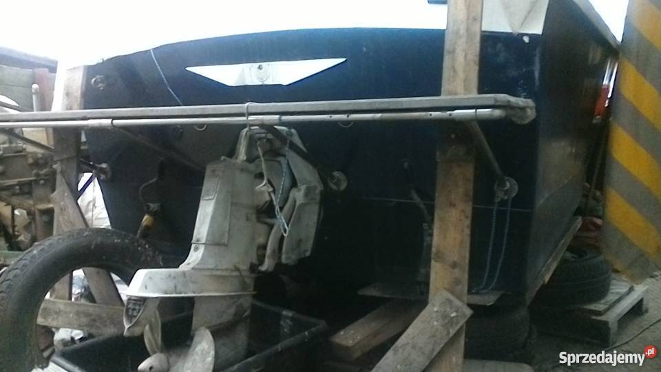 Jacht Motorowy Kabinowy Łódż motorowa Coronet