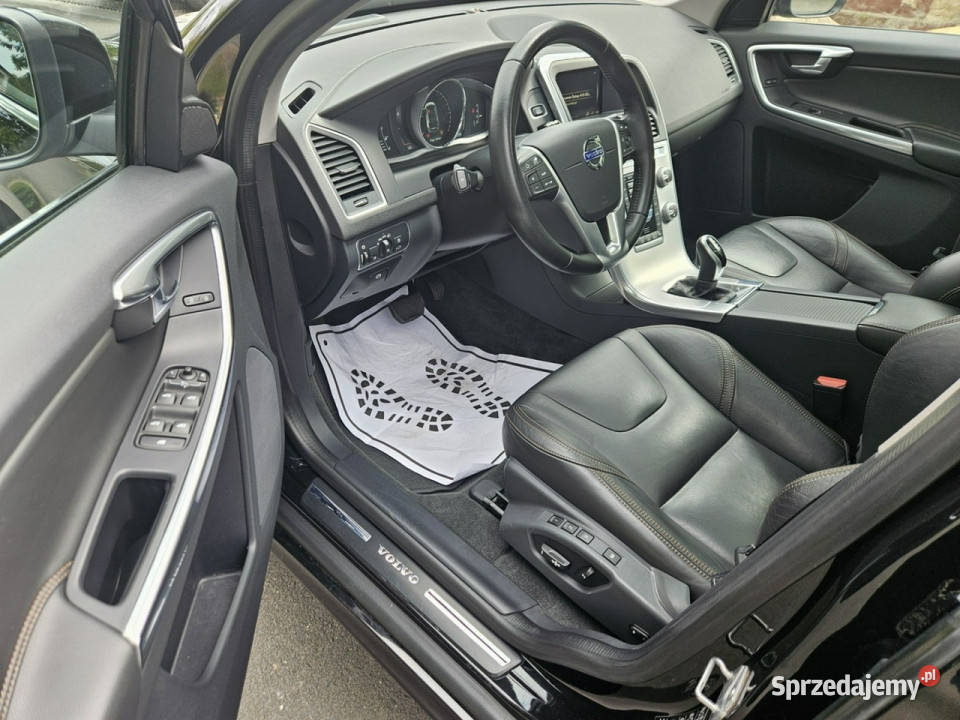 Volvo XC 60 Summum Najbogatsza Wersja 100 łódzkie